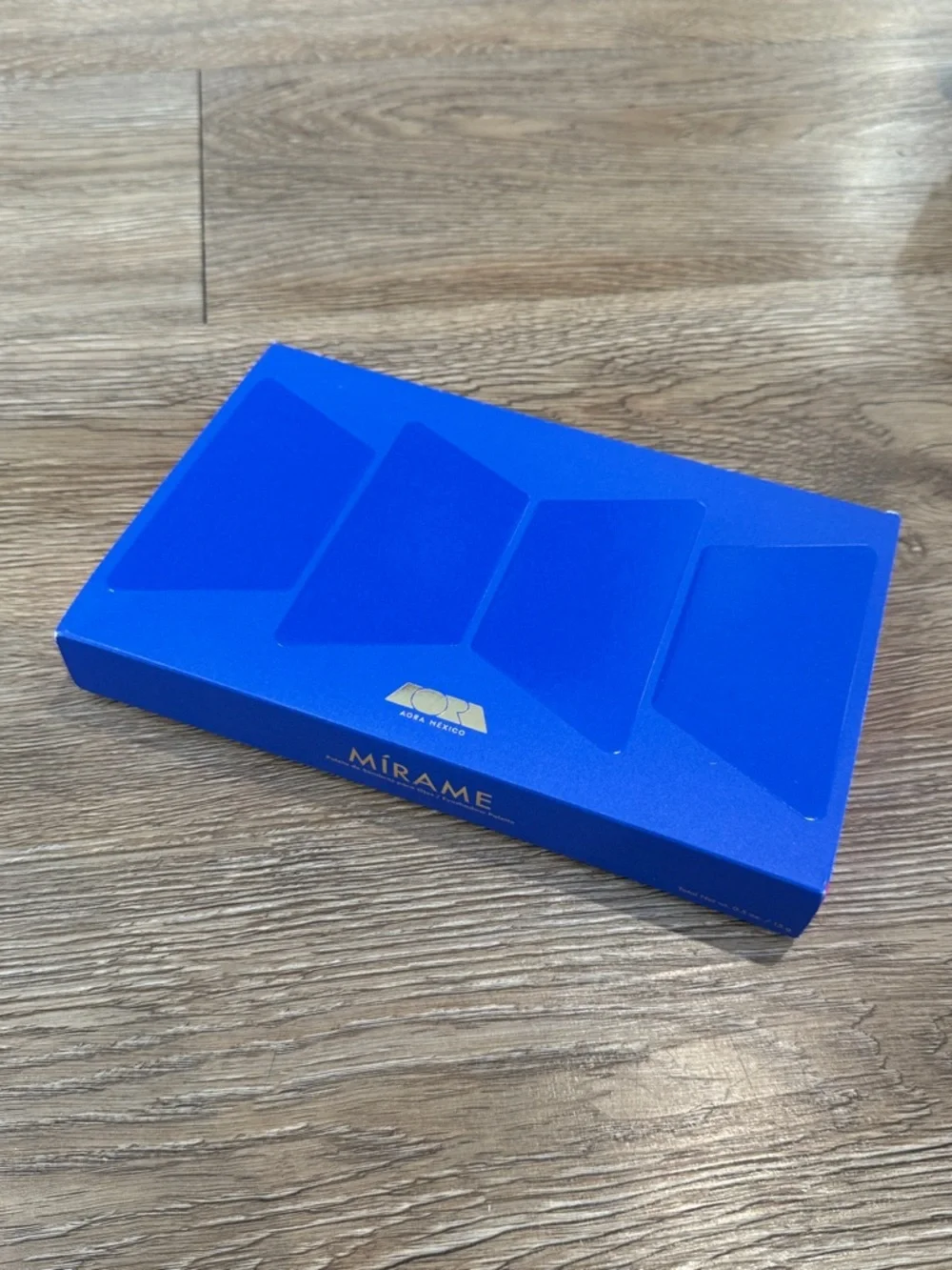 AORA Mirame Eyeshadow Palette